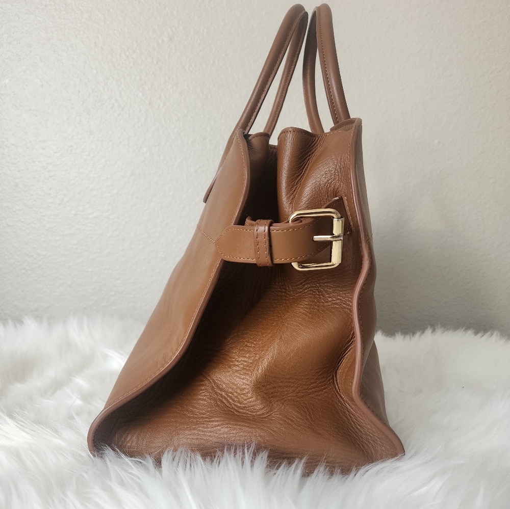 Tory Burch Tote - Picture 3 of 11